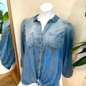 Women’s Side Stitch Soft Button Down Denim Shirt Size L